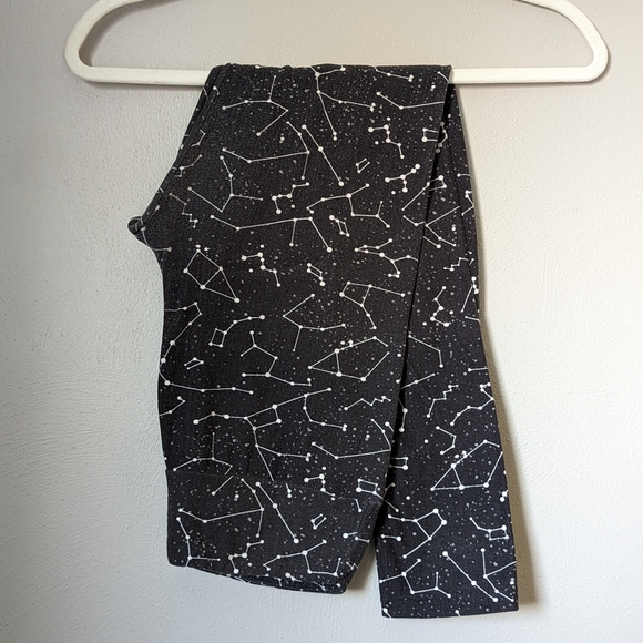 LuLaRoe Leggings - Picture 1 of 2